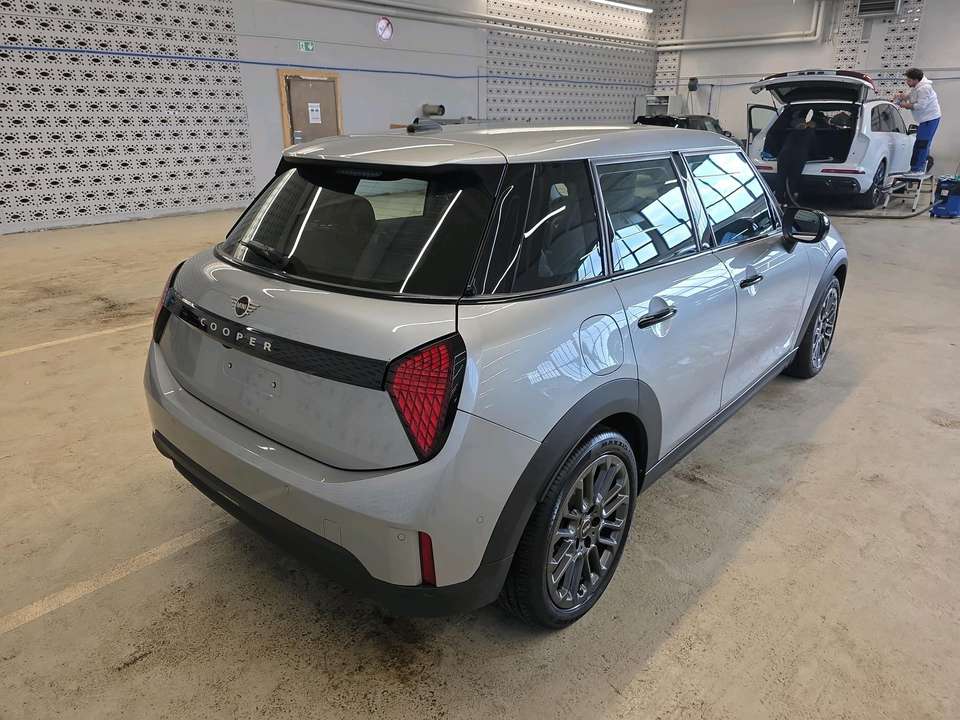 MINI Cooper C - Imagem 12
