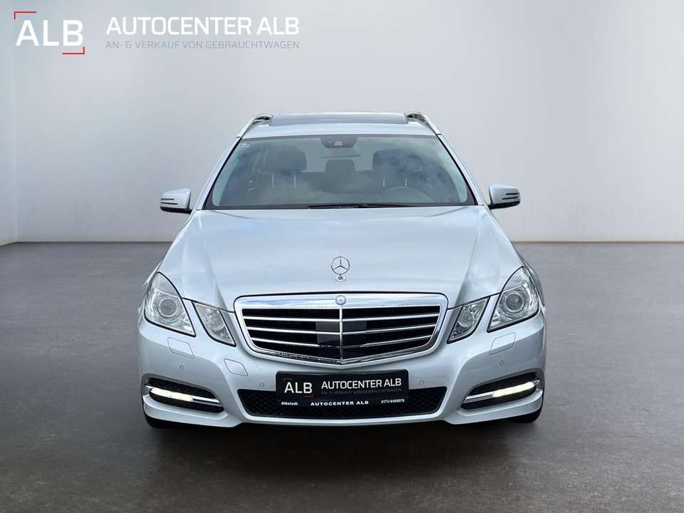 Mercedes-Benz E 350 - Imagem 8