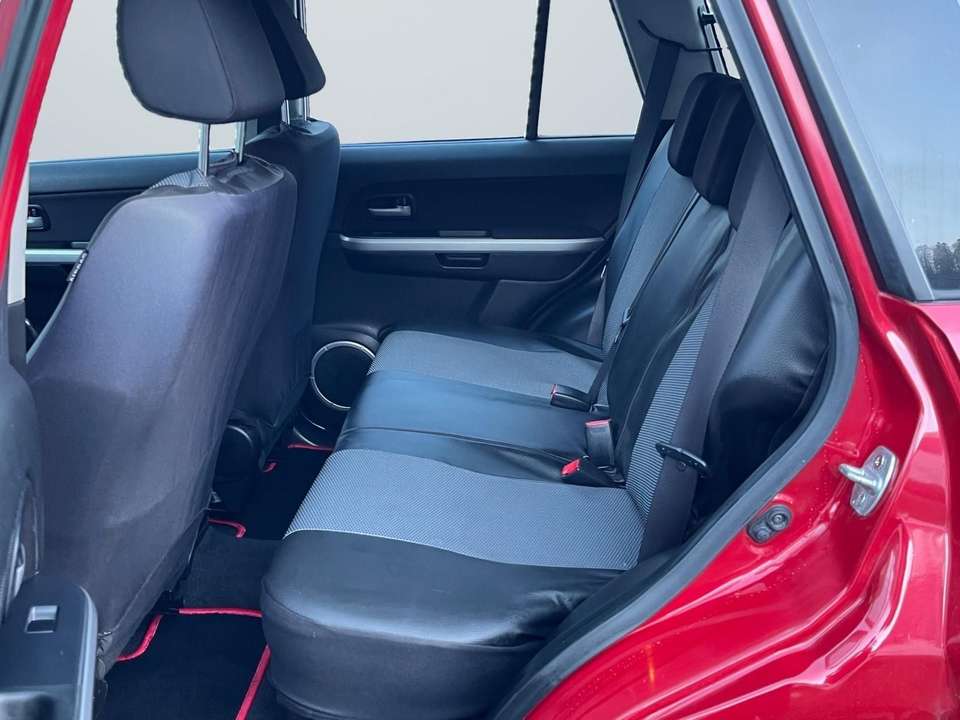 Suzuki Grand Vitara - Imagem 10
