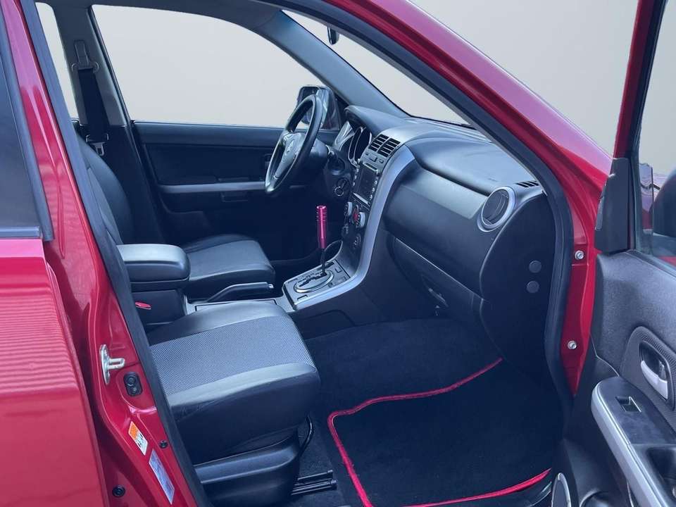 Suzuki Grand Vitara - Imagem 11