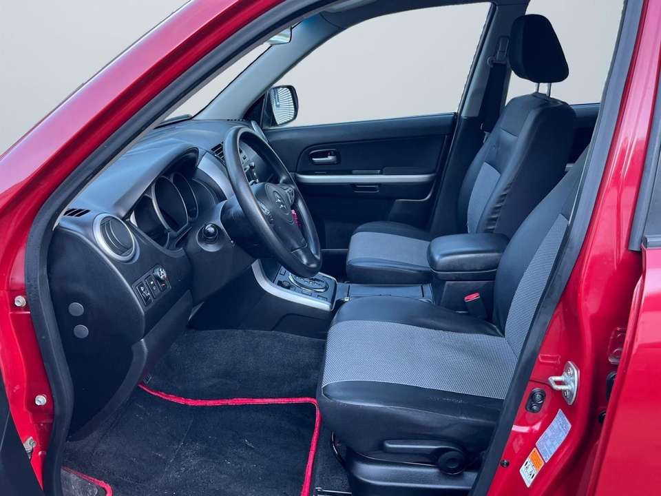 Suzuki Grand Vitara - Imagem 12