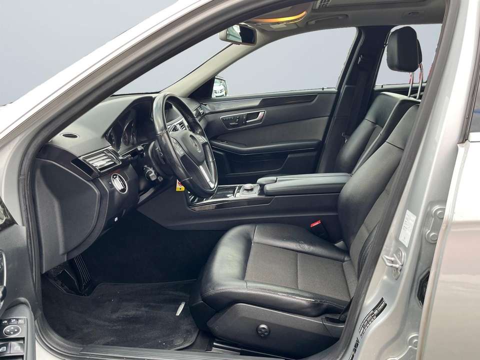 Mercedes-Benz E 350 - Imagem 12