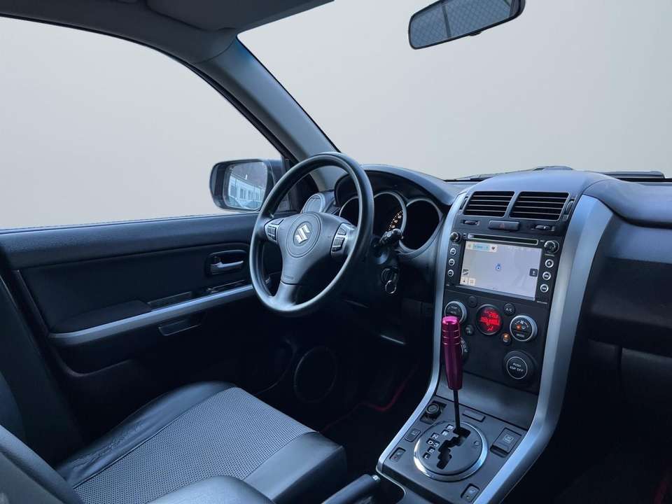 Suzuki Grand Vitara - Imagem 13