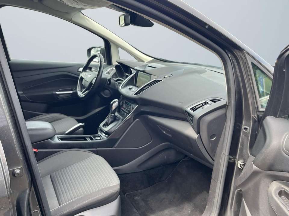 Ford C-Max - Imagem 11