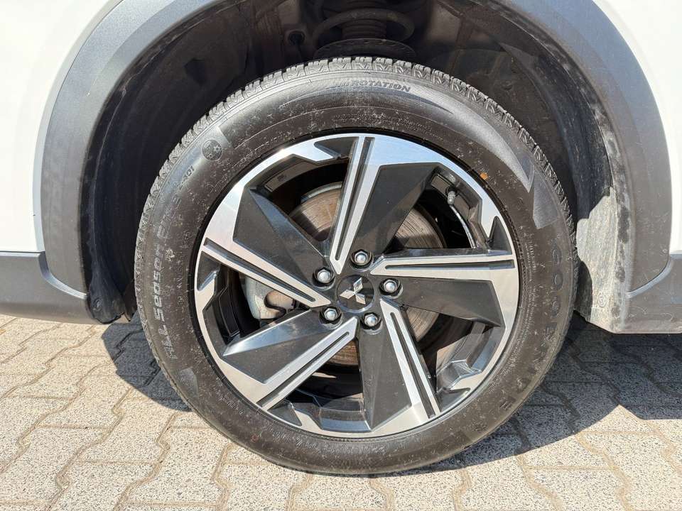 Mitsubishi Eclipse Cross - Imagem 3