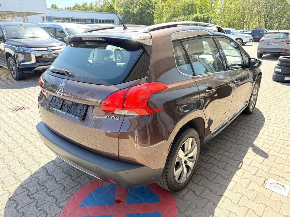 Peugeot 2008 - Imagem 8