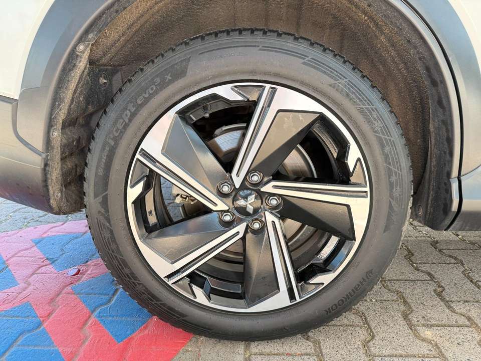 Mitsubishi Eclipse Cross - Imagem 10