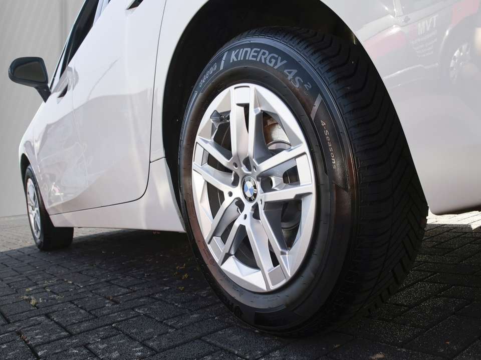 BMW 218 - Imagem 5