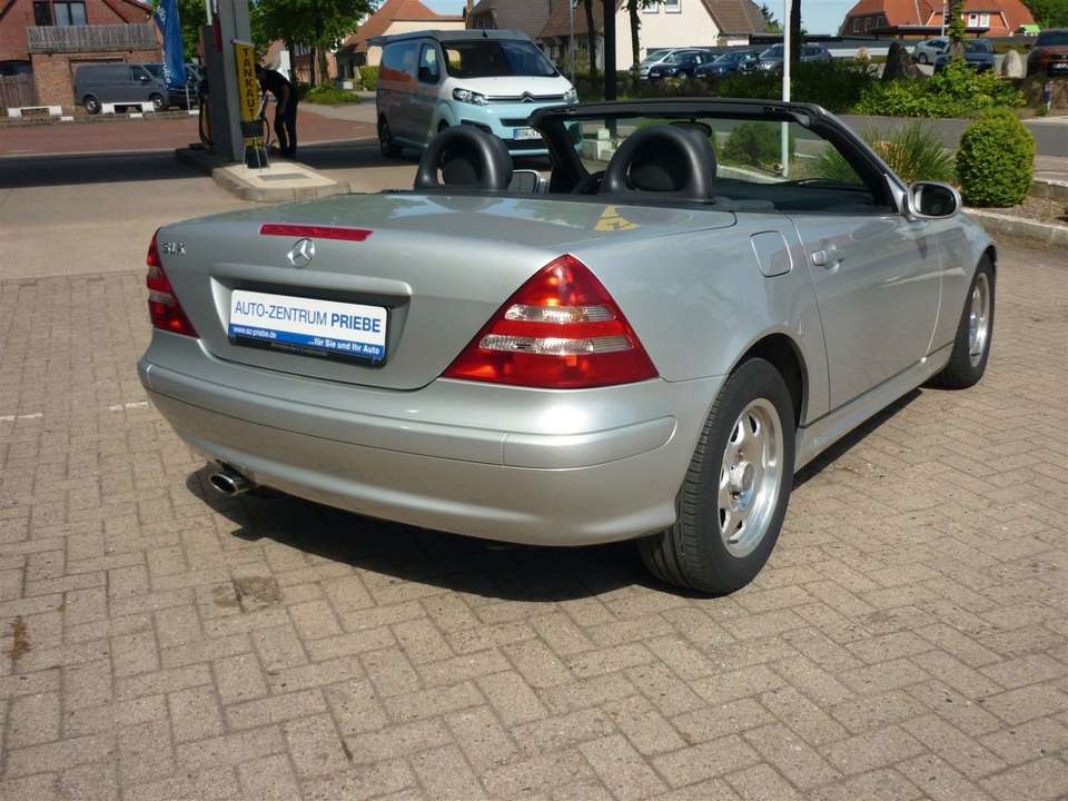 Car picture 5