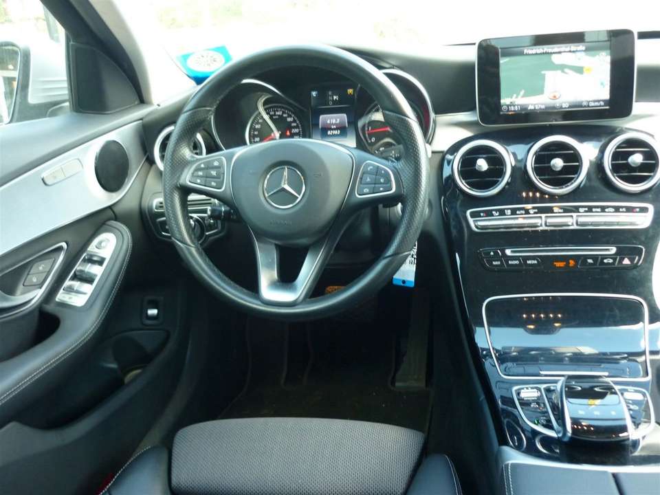 Car picture 9
