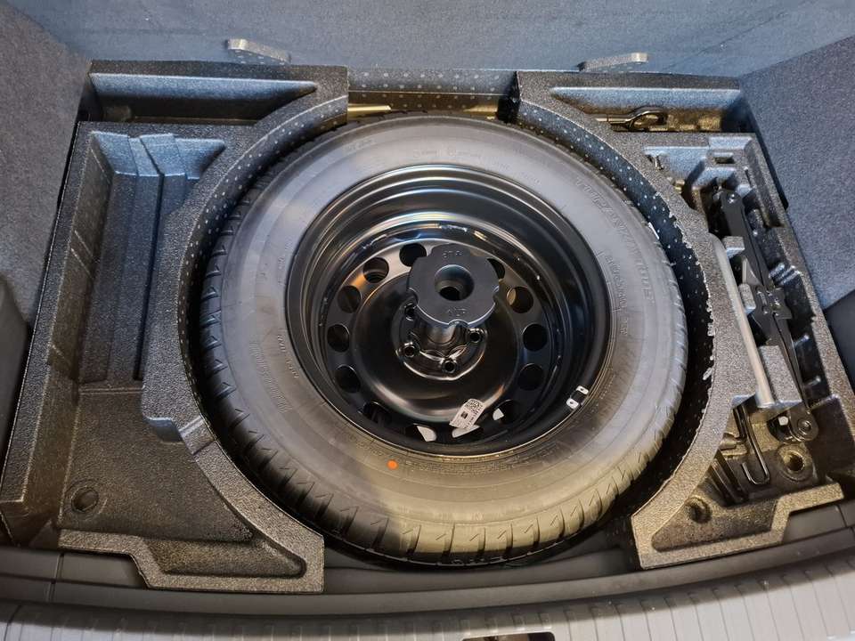 Car picture 11