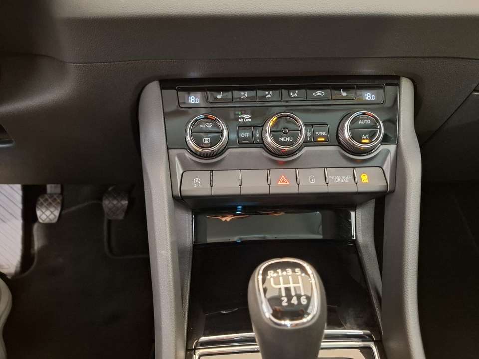 Car picture 12