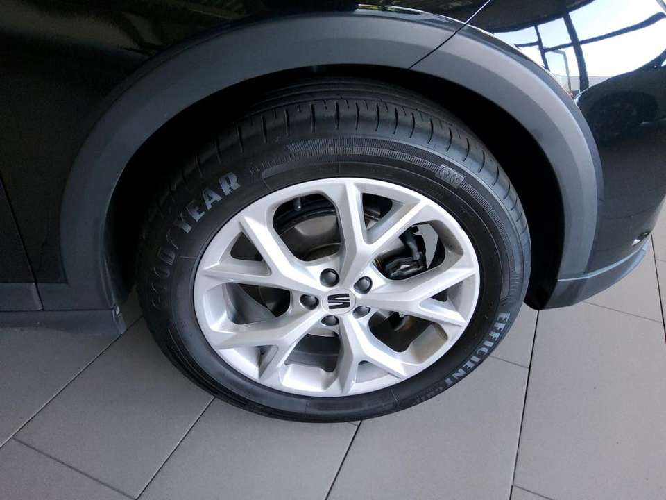 SEAT Arona - Imagem 4