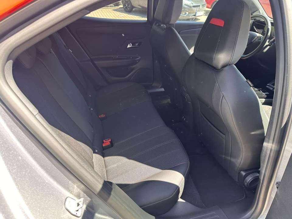 Car picture 9