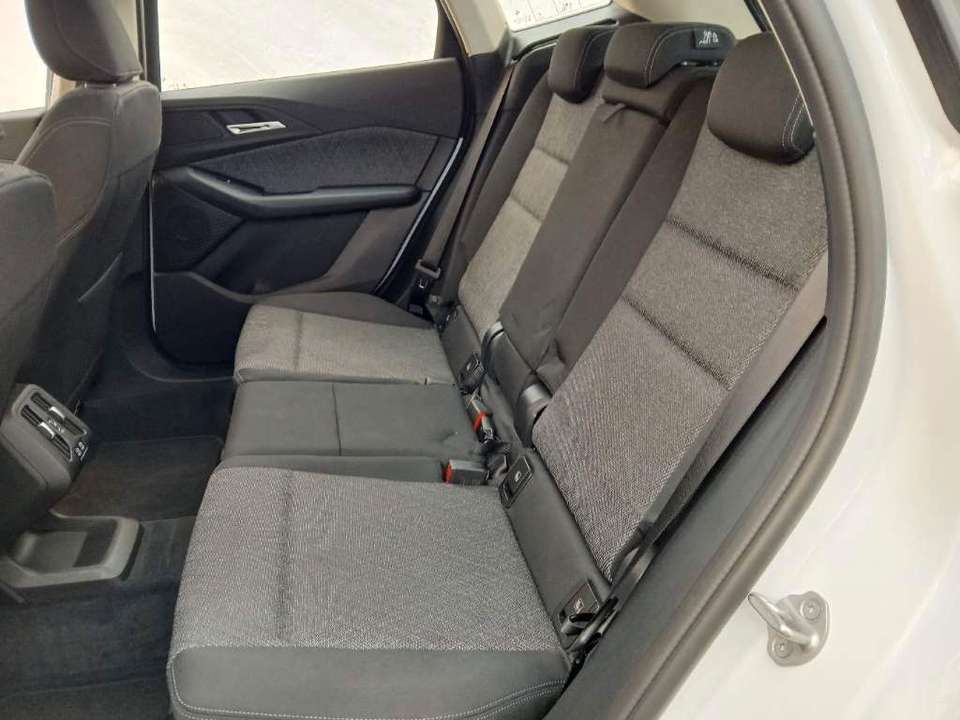 BMW 218 - Imagem 7