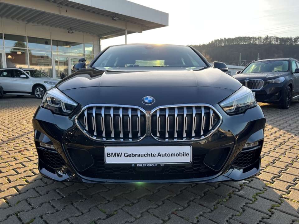 BMW 218 - Imagem 3