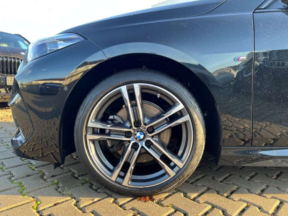 BMW 218 - Imagem 6