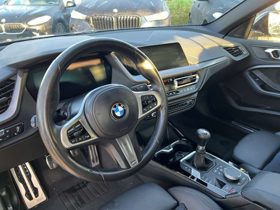 BMW 218 - Imagem 11