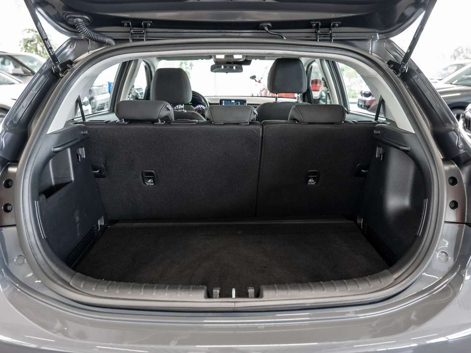Car picture 11