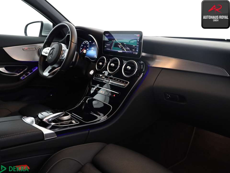 Mercedes-Benz C 200 - Imagem 12