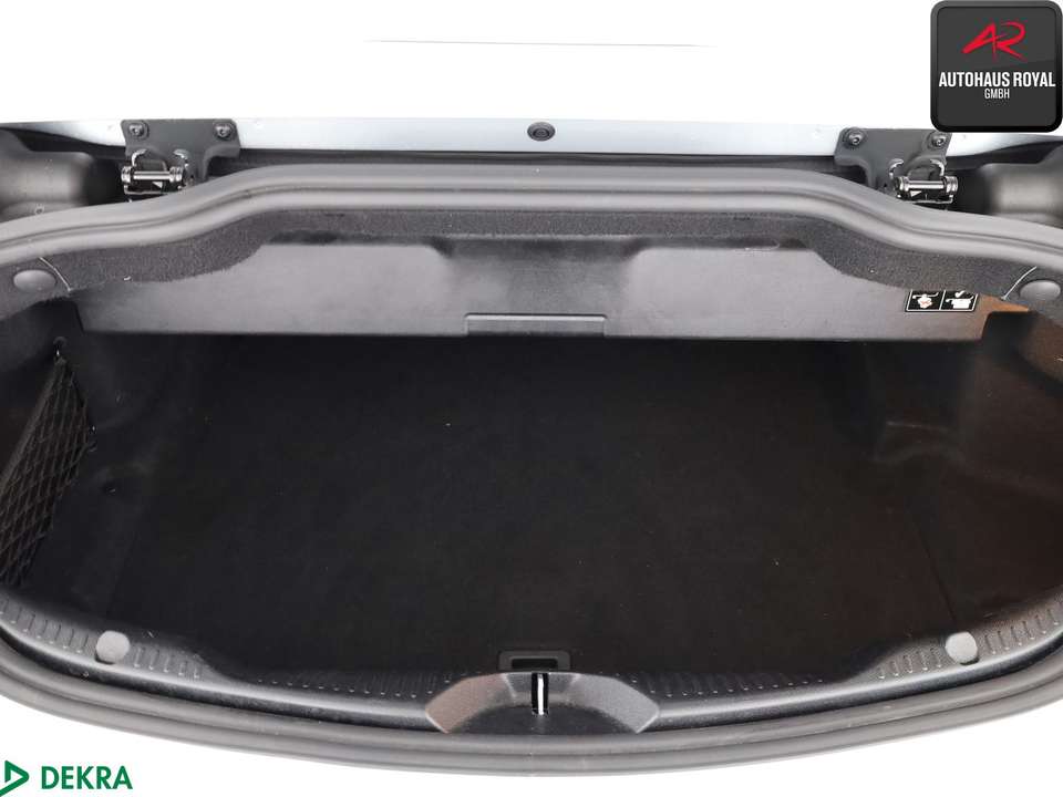 Mercedes-Benz C 200 - Imagem 15