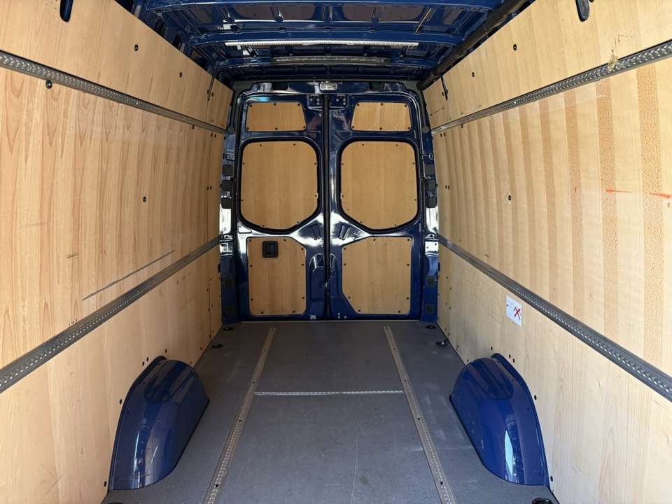Car picture 14