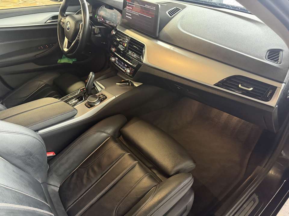 BMW 520 - Imagem 13