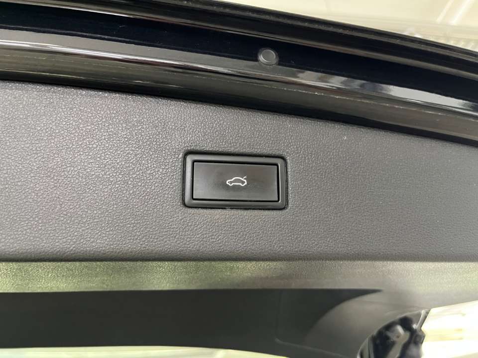 Volkswagen Tiguan Allspace - Imagem 9