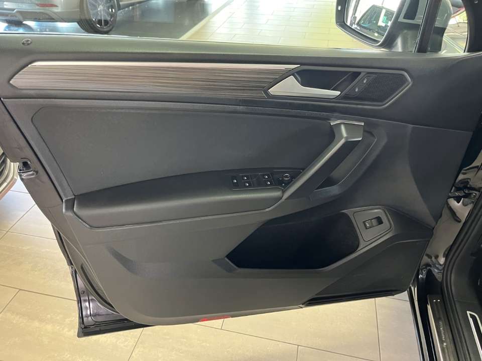 Volkswagen Tiguan Allspace - Imagem 11