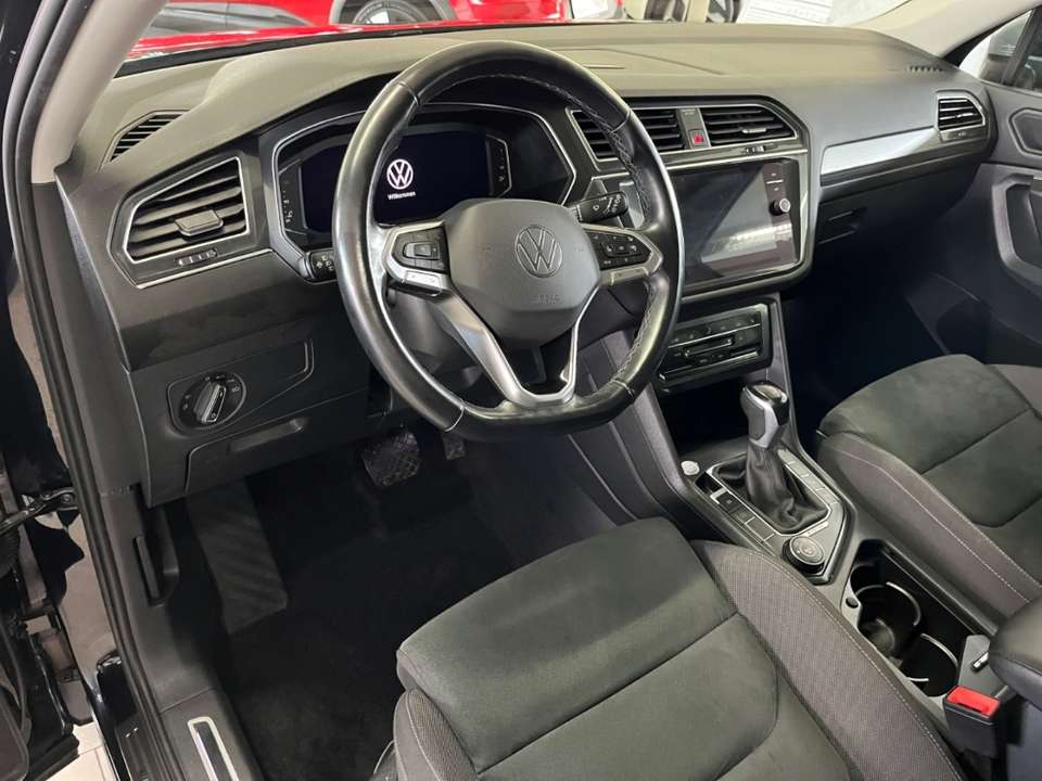 Volkswagen Tiguan Allspace - Imagem 13