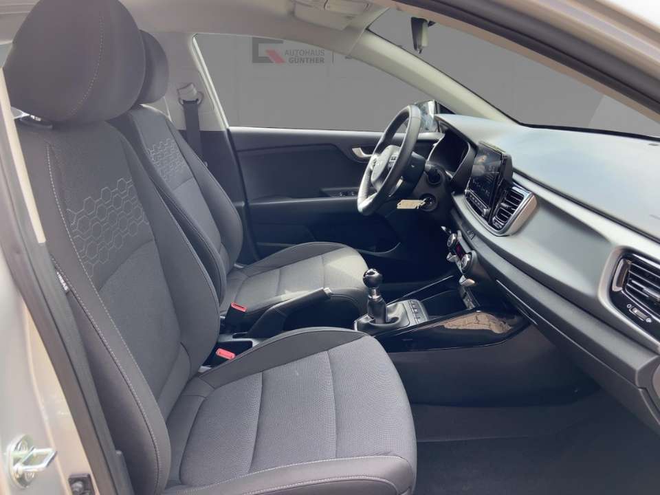 Kia Rio - Imagem 10
