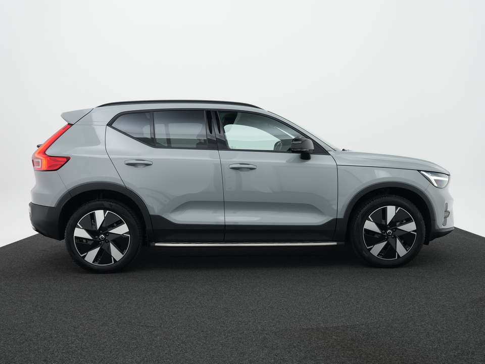 Volvo EX40 - Imagem 4