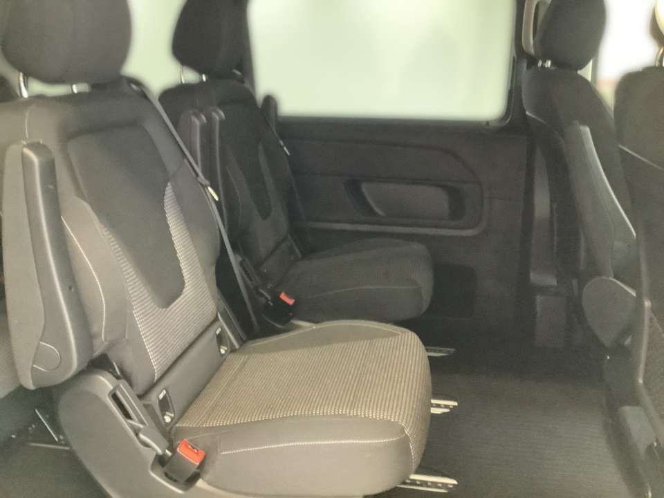Mercedes-Benz V 250 - Imagem 11