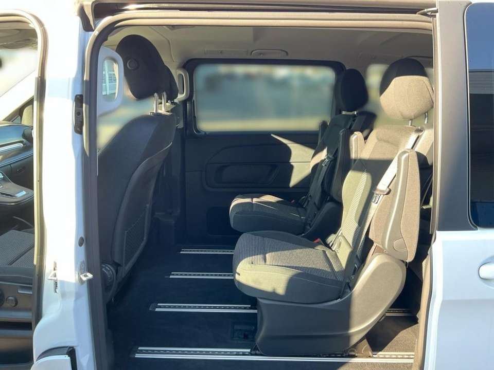 Mercedes-Benz V 250 - Imagem 13