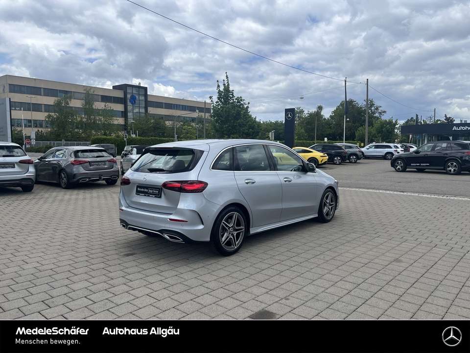 Mercedes-Benz B 200 - Imagem 5