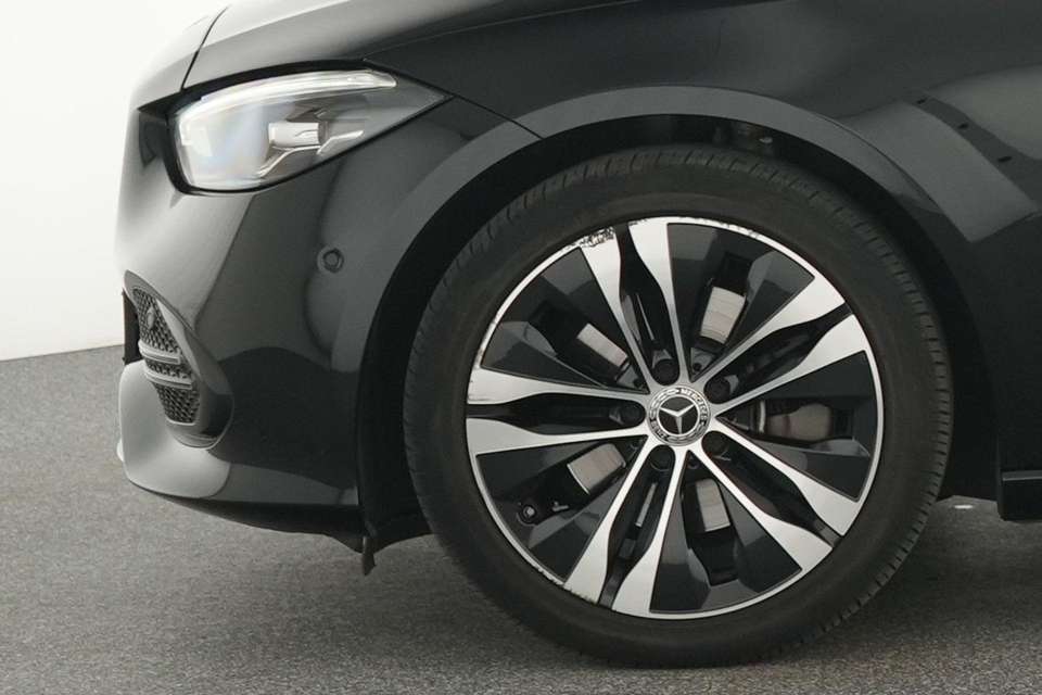 Mercedes-Benz C 200 - Imagem 5