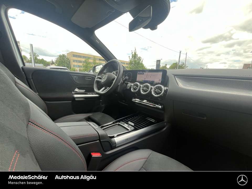 Mercedes-Benz B 200 - Imagem 15