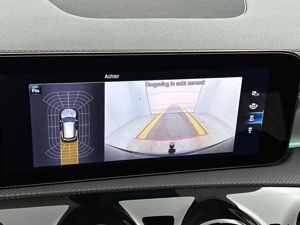 Mercedes-Benz CLA 180 - Imagem 8