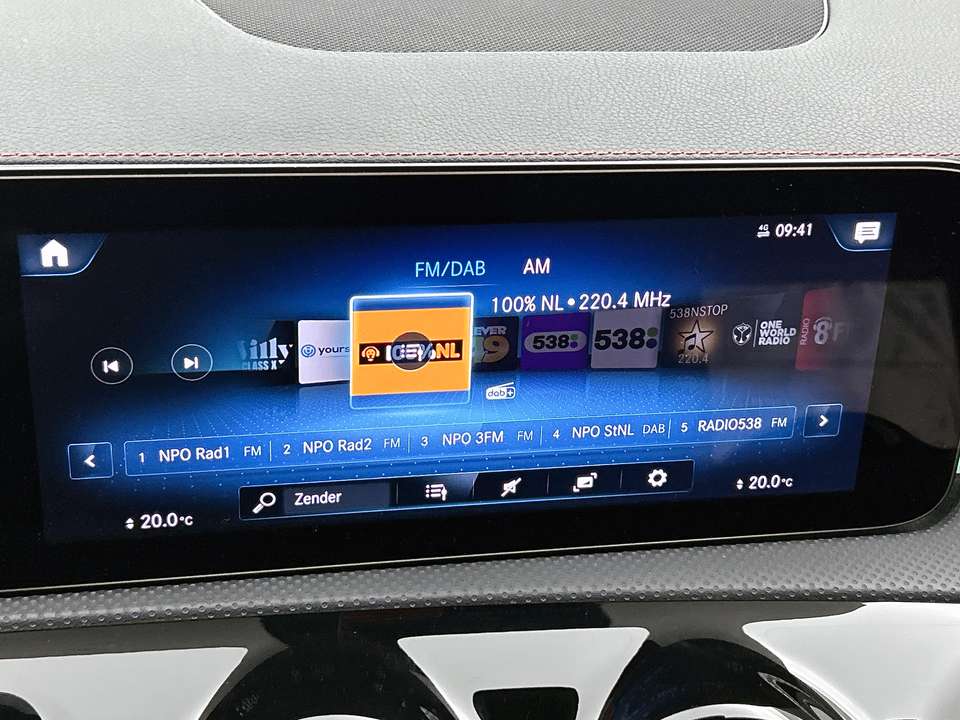 Mercedes-Benz CLA 180 - Imagem 9