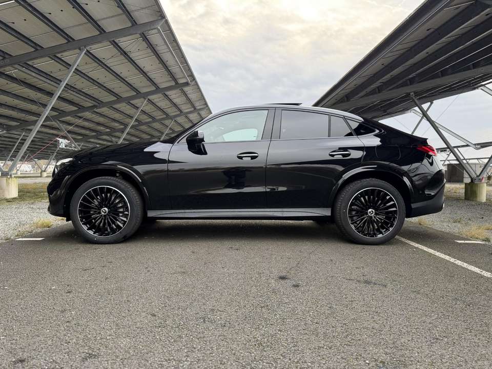 Mercedes-Benz GLC 300 - Imagem 8