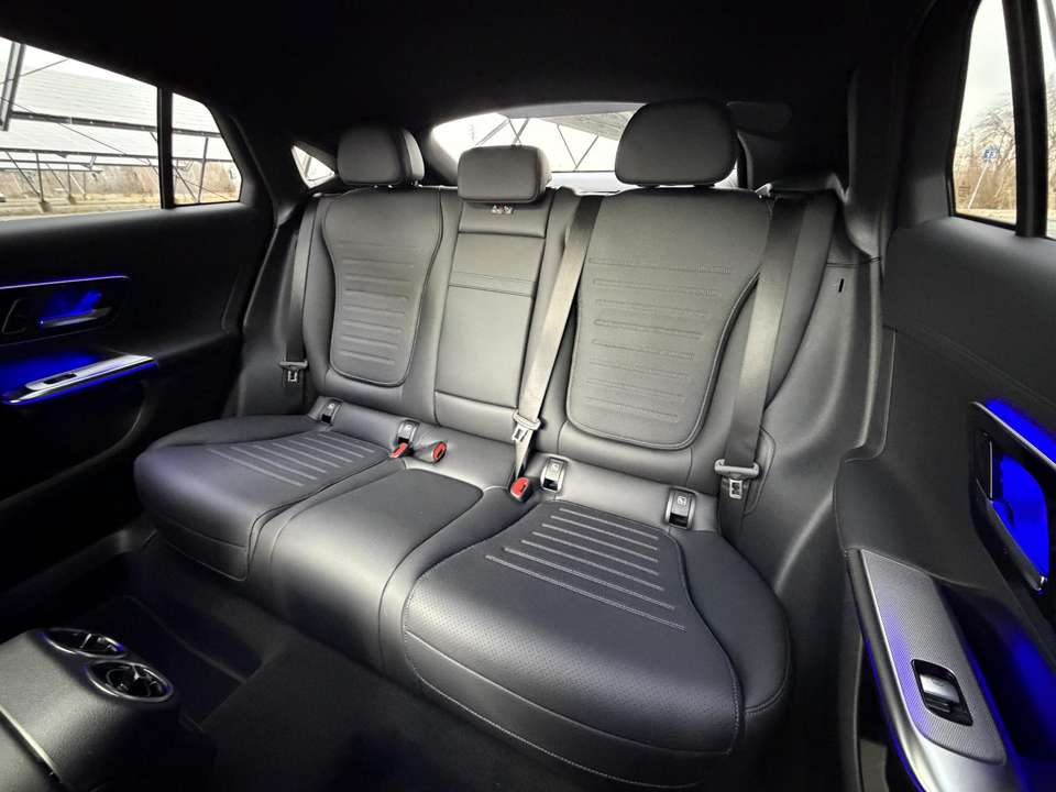 Mercedes-Benz GLC 300 - Imagem 11