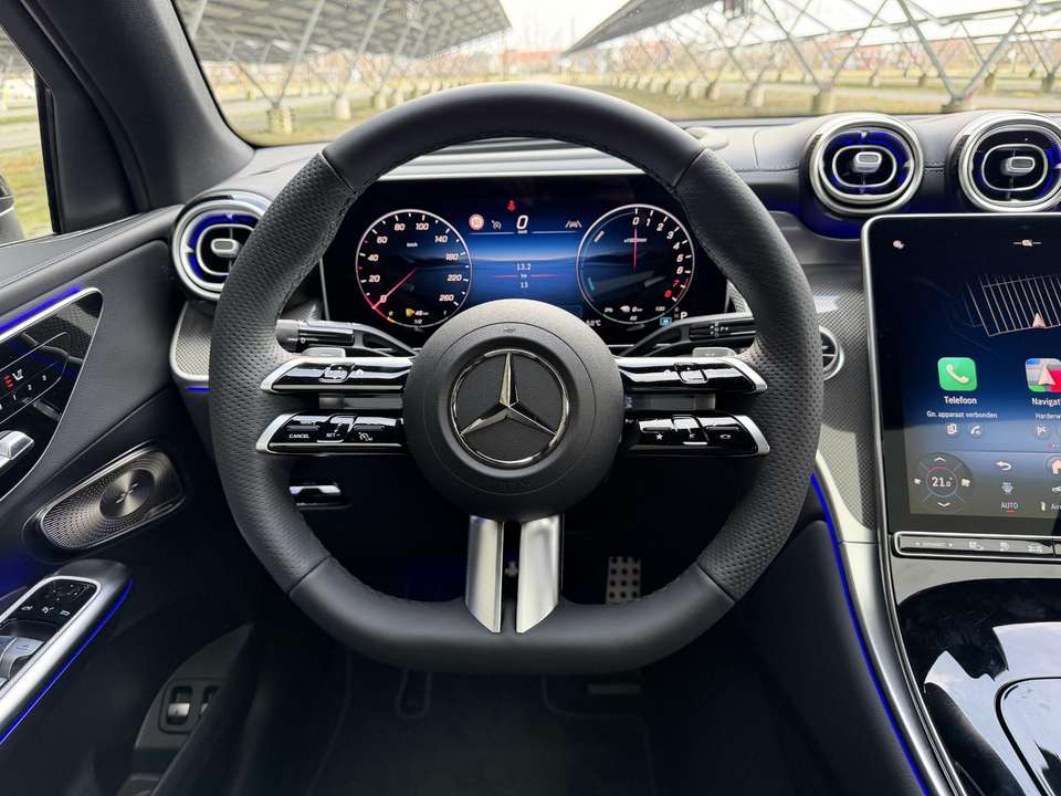 Mercedes-Benz GLC 300 - Imagem 14