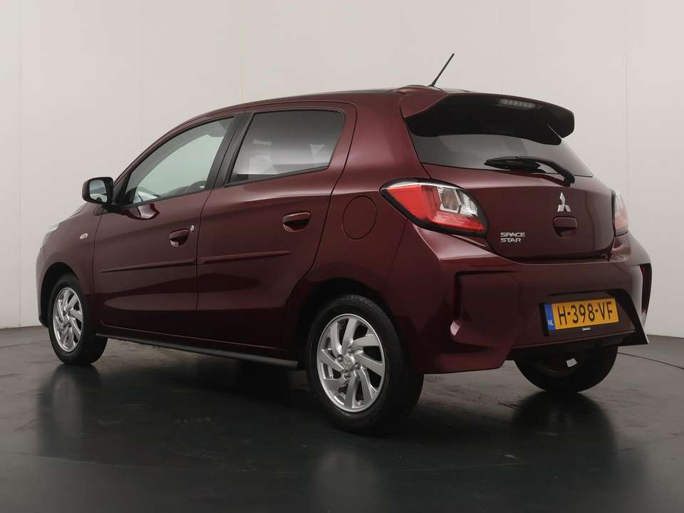 Mitsubishi Space Star - Imagem 3