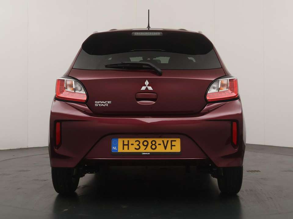 Mitsubishi Space Star - Imagem 4