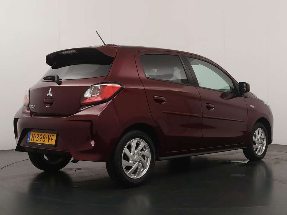 Mitsubishi Space Star - Imagem 5