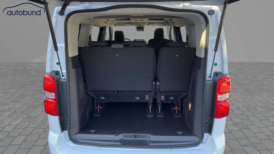 Car picture 11