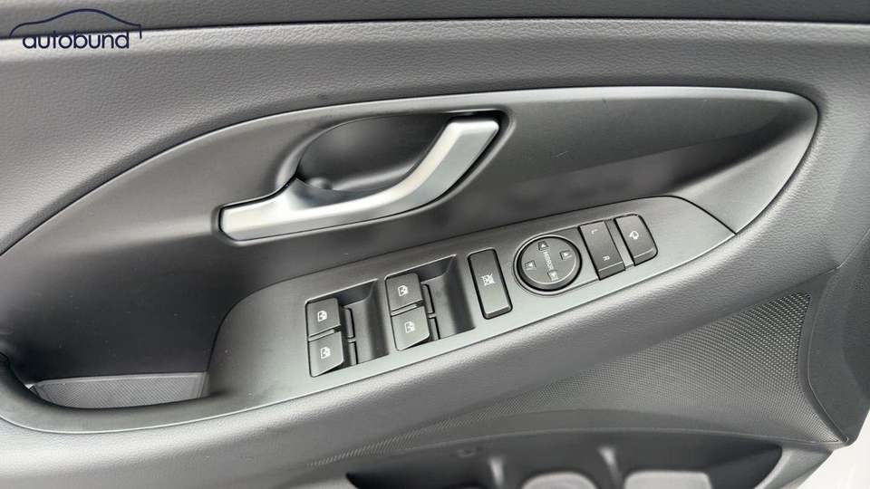Car picture 11