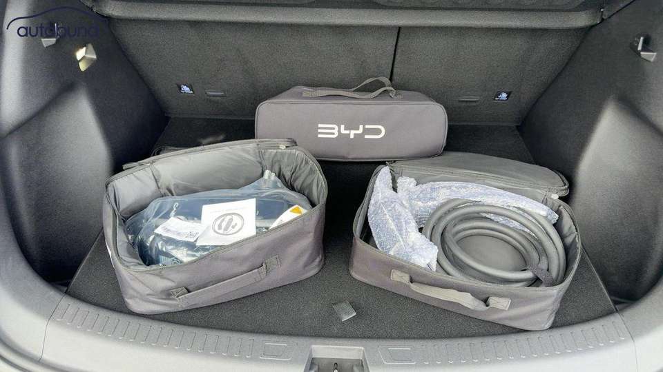 Car picture 9