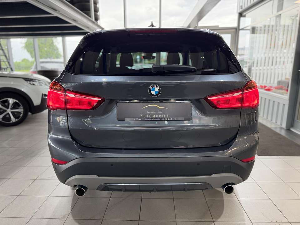 Car picture 8