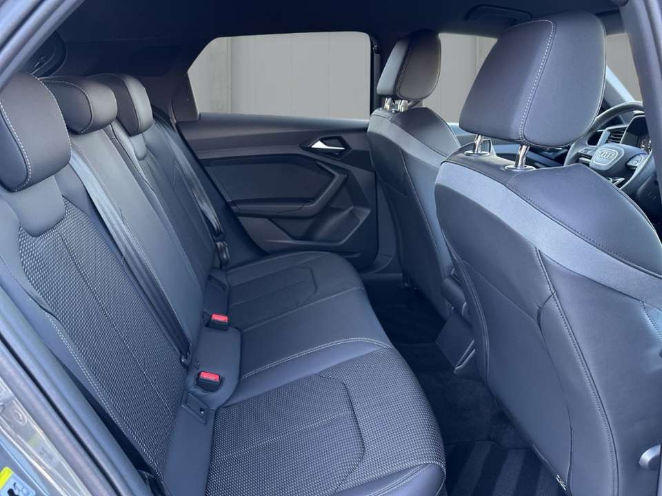 Car picture 10